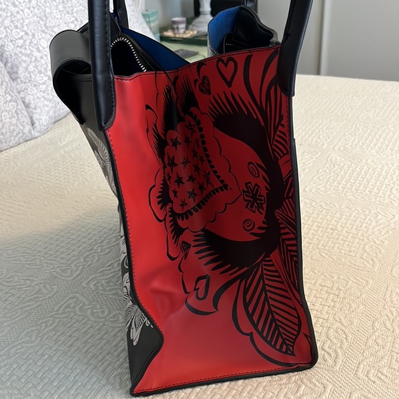 Tote/Purse - Picture 3 of 9